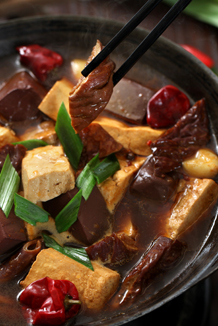 Hot pot preserved tofu & pork intestine